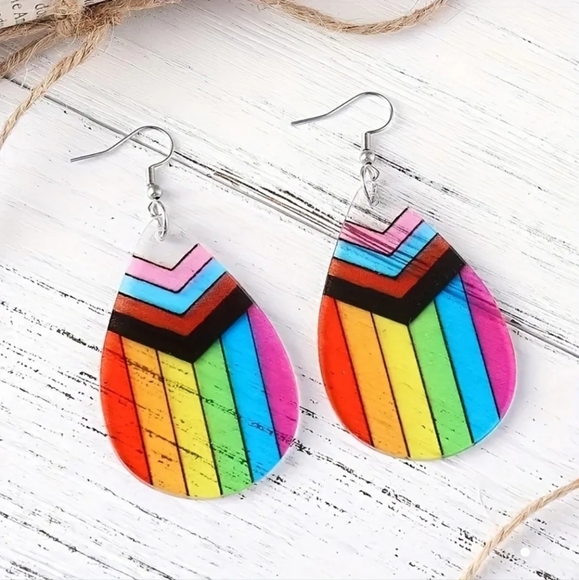 Rainbow Color Teardrop Earrings‎ 2/$15‎ 3/$20 4/$25 - Picture 2 of 3